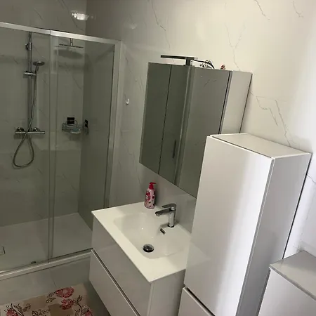 Apartmán Genesis 3 *