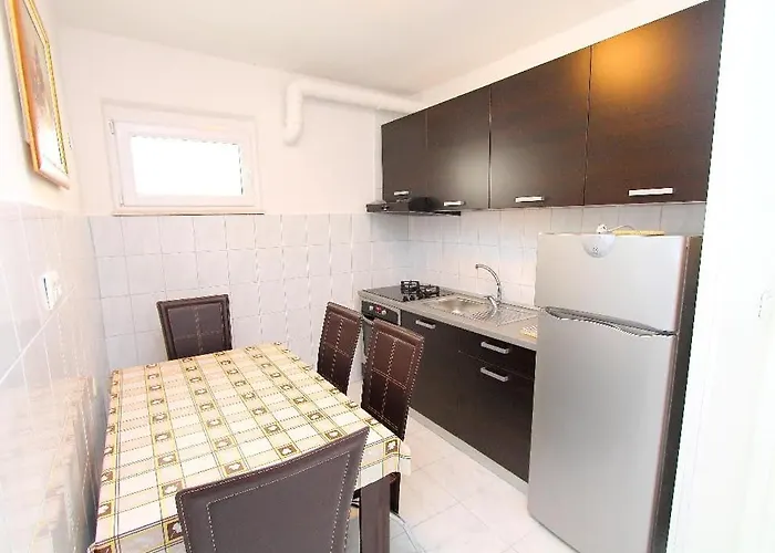 Genesis 3 Διαμέρισμα